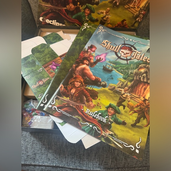 Skull Tales Eclipse Editorial Skull Tales - Full Sail! Mega-Expansion Box NIB - Picture 7 of 8